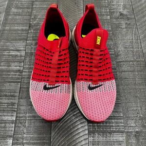 Size 8.5 - Nike React Phantom Run Flyknit 2 Siren Red